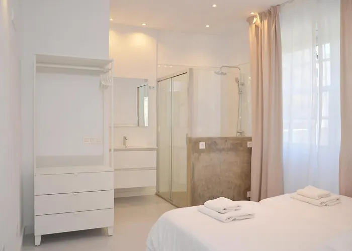 Canary Lofts Palace *